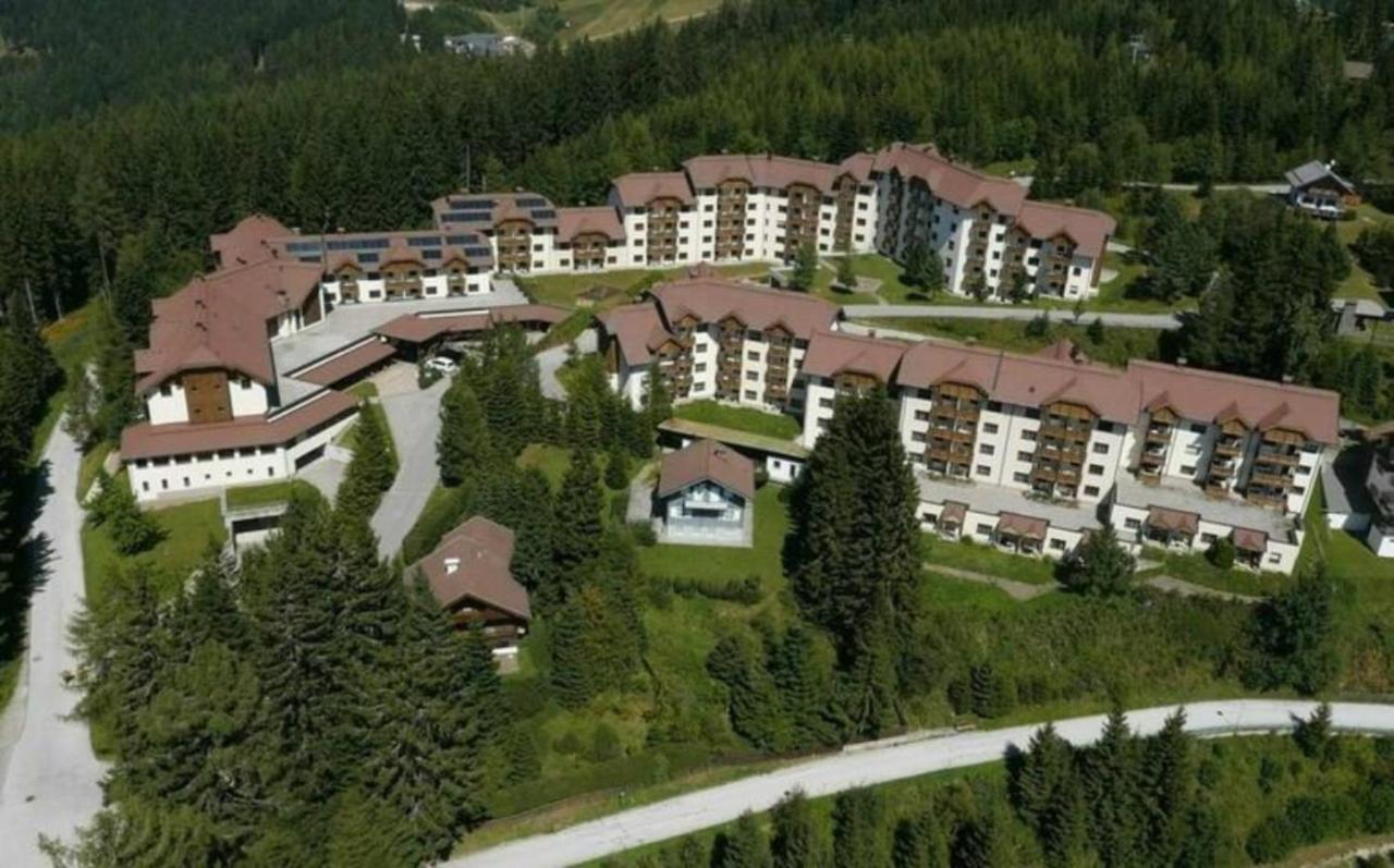 Ferienapartment Kanzelhoehe An Der Skipiste Kanzelhohe Bagian luar foto